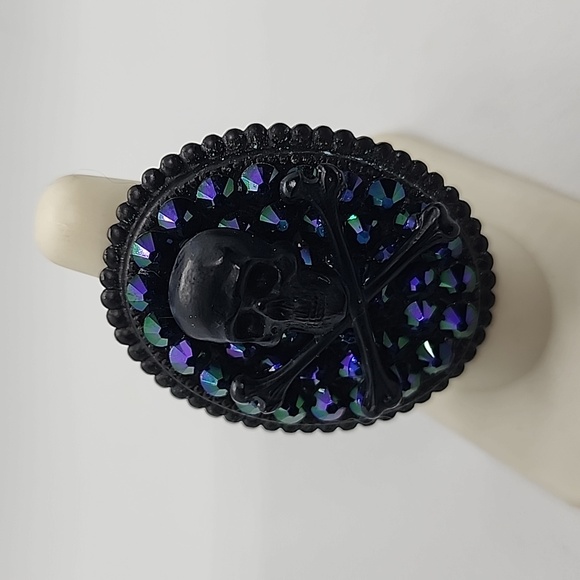 Gasoline GLAMOUR RHINESTONE skull bones charm ring - Picture 3 of 4